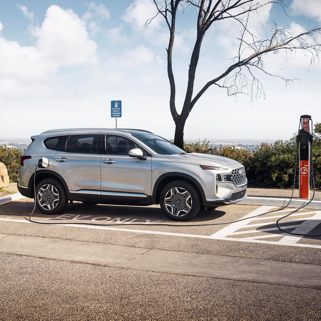 Hyundai Canada on Twitter: "The SANTA FE PHEV. A quick charge for a ...