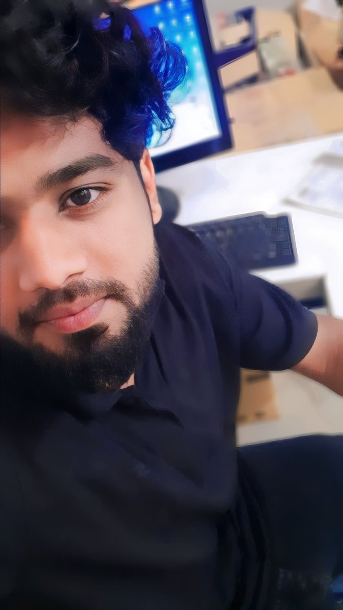 vsg_naveen's tweet photo. இனிய புத்தாண்டு நல்வாழ்த்துக்கள் நண்பா 😊 நன்பீஸ் #TamilNewYear https://t.co/mF8gVwEunE