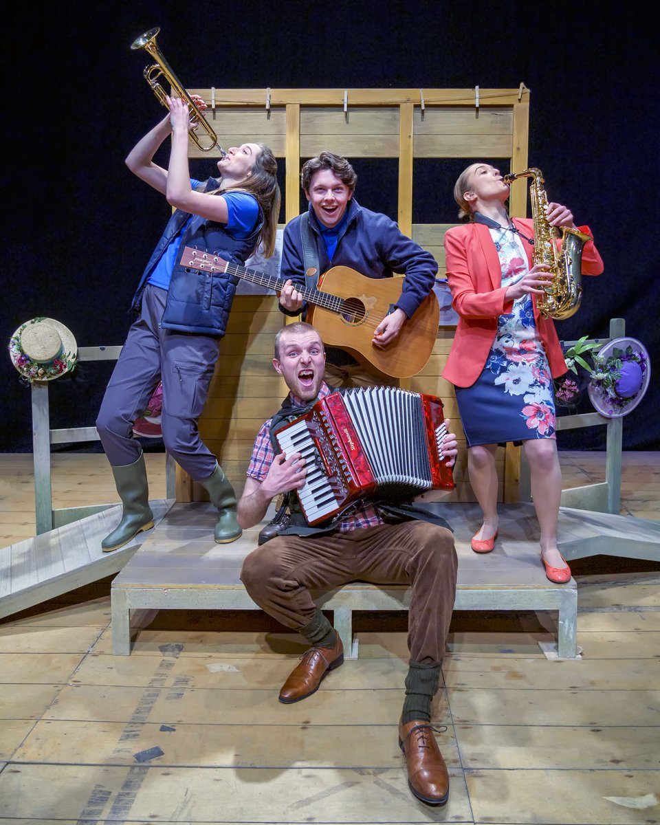 Mikron Theatre Company 🇺🇦 tweet media