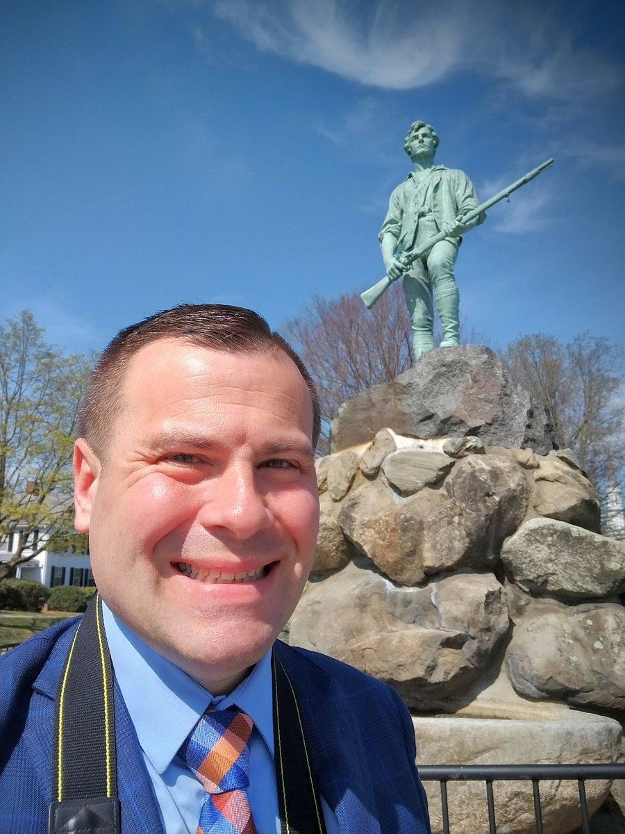 Nathan Pierce (Lifetouch) tweet media