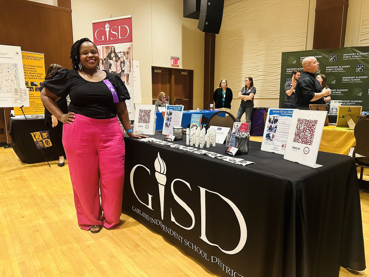 sssmith0903's tweet photo. GISD and SFA Job Fair = ๐ #SFASUalumni #gojacks๐ https://t.co/LjCugz6Ge4