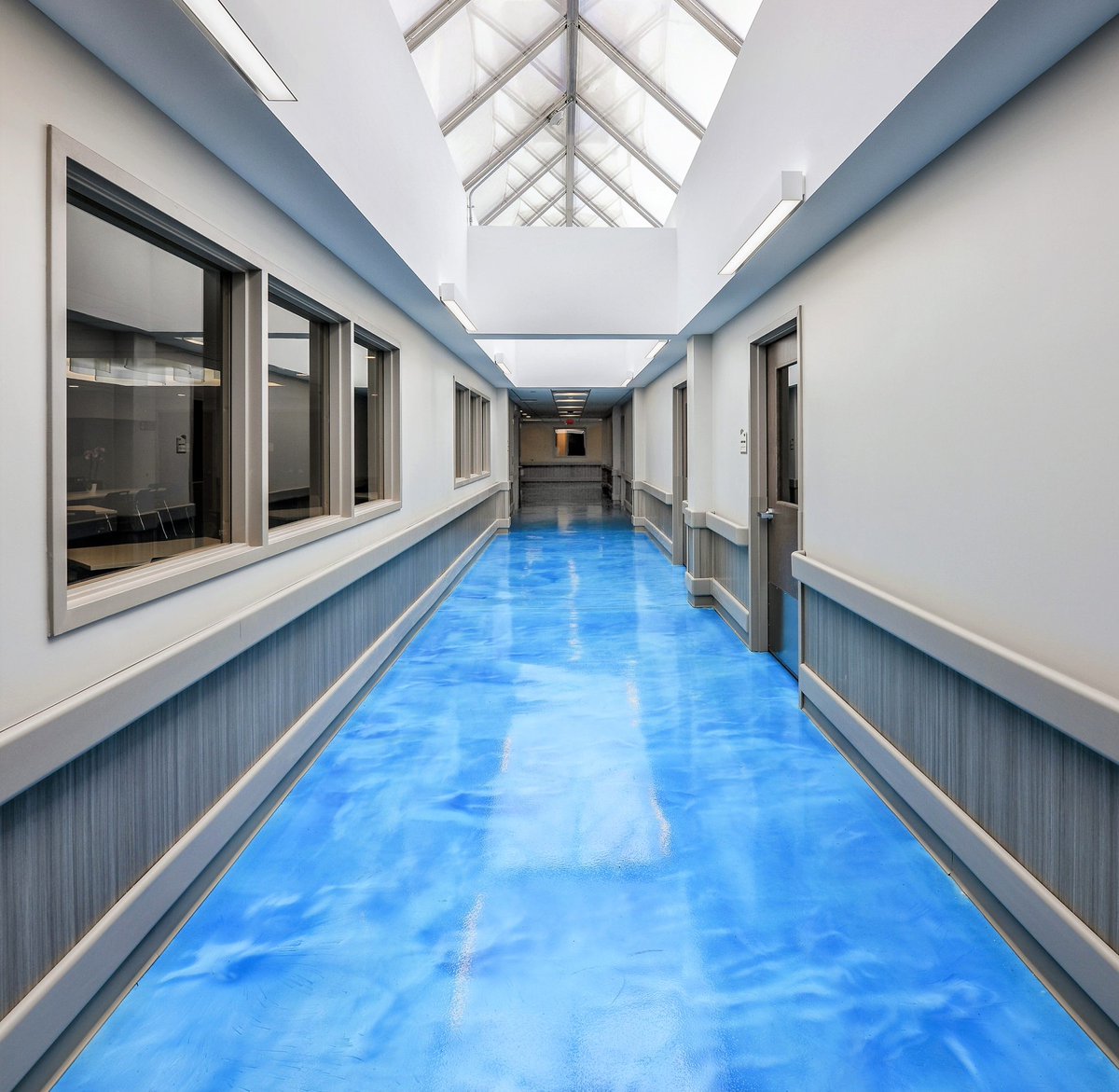 IndFloorworks's tweet image. Metallic Epoxy Floor
Attractive, seamless, slip resistant and easy to clean. #EpoxyFlooring #ResinousFlooring