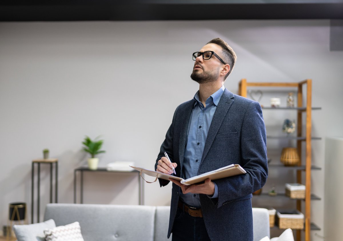 What can you expect from a #MarketAppraisal? 🏡

In our blog, expertly penned by Paul Turner, our head of residential appraisals, you can explore the intricacies of this process — including what to expect before, during, and after your appointment.

applegateproperties.co.uk/industrynews/w…