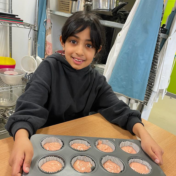 bbcollege's tweet photo. We were thrilled to host @onevoiceblackburn for their first 2023 HAF this Easter. The young people got involved with science themed activities, Easter-themed scavenger hunts, a sports day as well as a baking day. We loved hosting the One Voice team for this great week. #HAF2023 https://t.co/dpWfMzFDhq