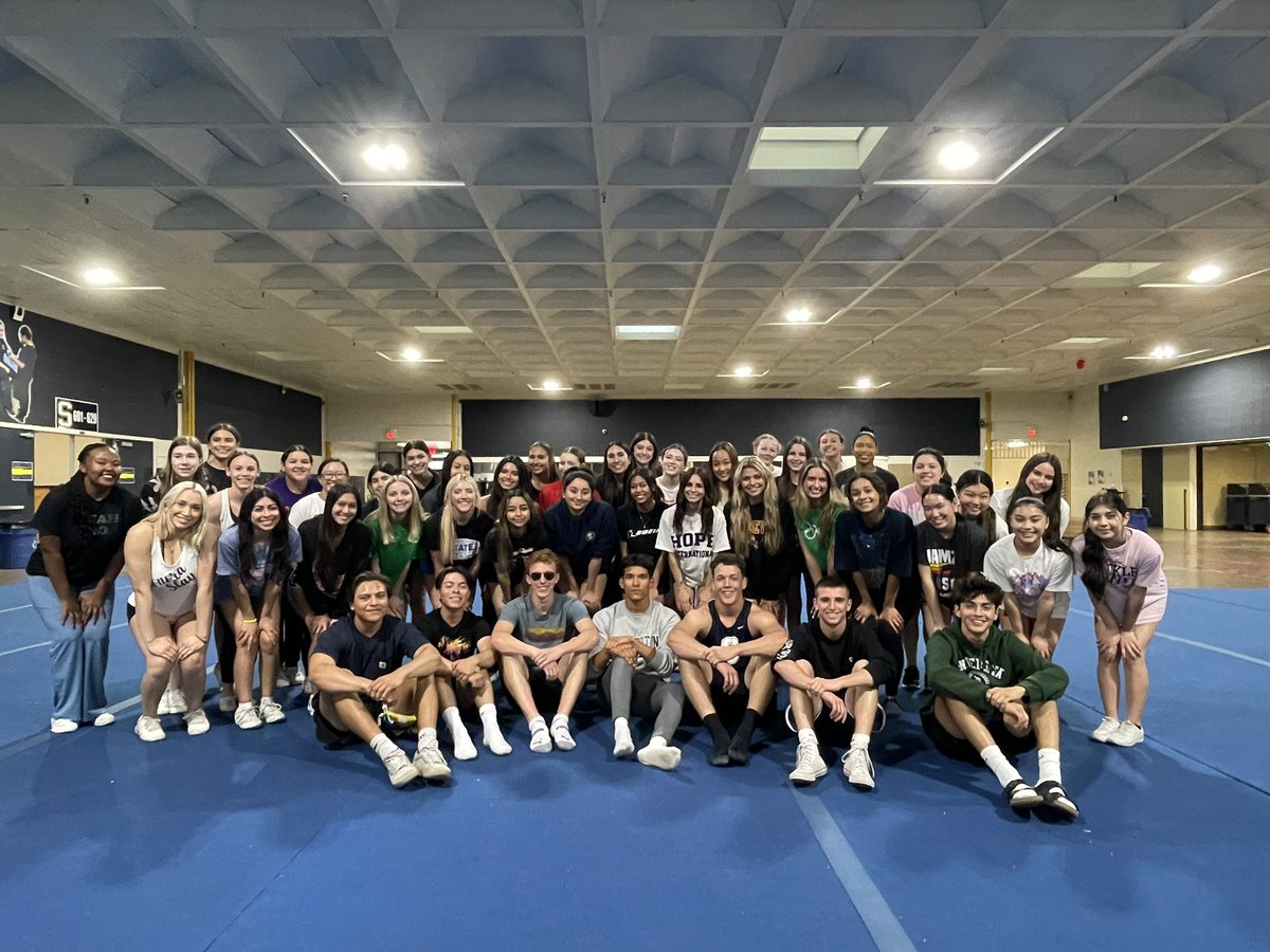 sonoracheer_g's tweet photo. RALLY CREW is getting ready for their performance at the “Raiderchella” Spring Assembly
Can’t wait to show you what we have been working on🎡
.
.
#sohs #sonora #raiders #raiderfamily #blueandgold #cheer #songandyell #rallycrew #springassembly #stunting https://t.co/i0LTr7xYrP