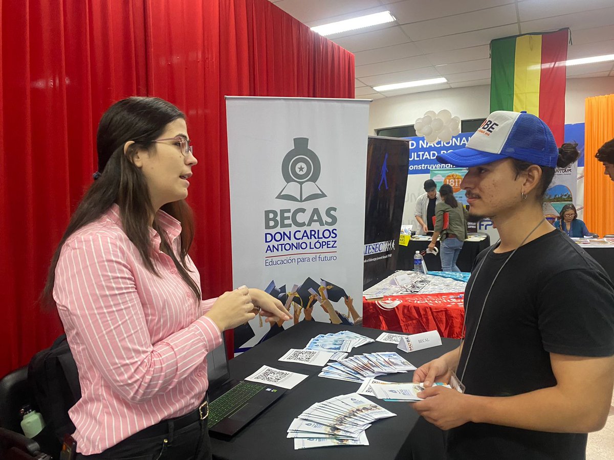 becalpy's tweet image. 👨‍🎓 Te esperamos hoy en la Feria de Movilidad Académica #MOBE 2023, organizada por la @una_py, para informarte sobre las oportunidades que te ofrece #BECAL para estudiar en el exterior o idiomas en el país 🇵🇾

📌 Aula Magna de la @fpuna,  San Lorenzo

⏰ Hasta las 17:00