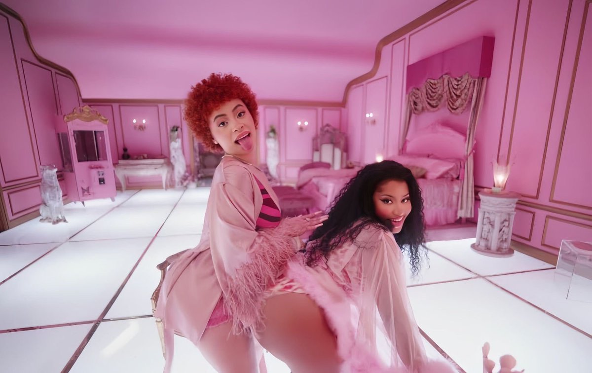 EMPRESÁRIA! Nicki Minaj anuncia a abertura de sua própria gravadora, intitulada "Heavy On It". A empresa conta com Ice Spice como uma de suas contratadas.