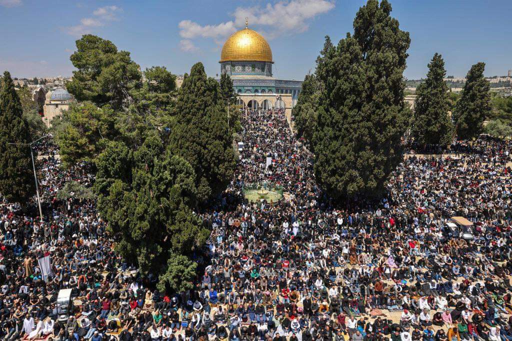 LucaVaran's tweet photo. #RamadanTime
Vendredi, Al-Aqsa 🇵🇸 ❤️ https://t.co/op03S6H1dI
