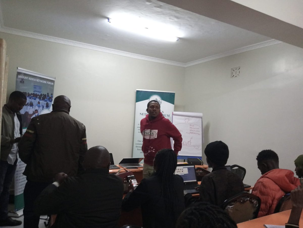 IanNWachira's tweet photo. Kenya's current NCCAP 2018-2022 aims to provide mechanisms and measures for low carbon climate resilient development, focusing on priority climate action areas. #ClimateAction #Sustainability
@MtKenyaNetwork1
#climatechangeamendmentact https://t.co/Zi2jFMTNYU