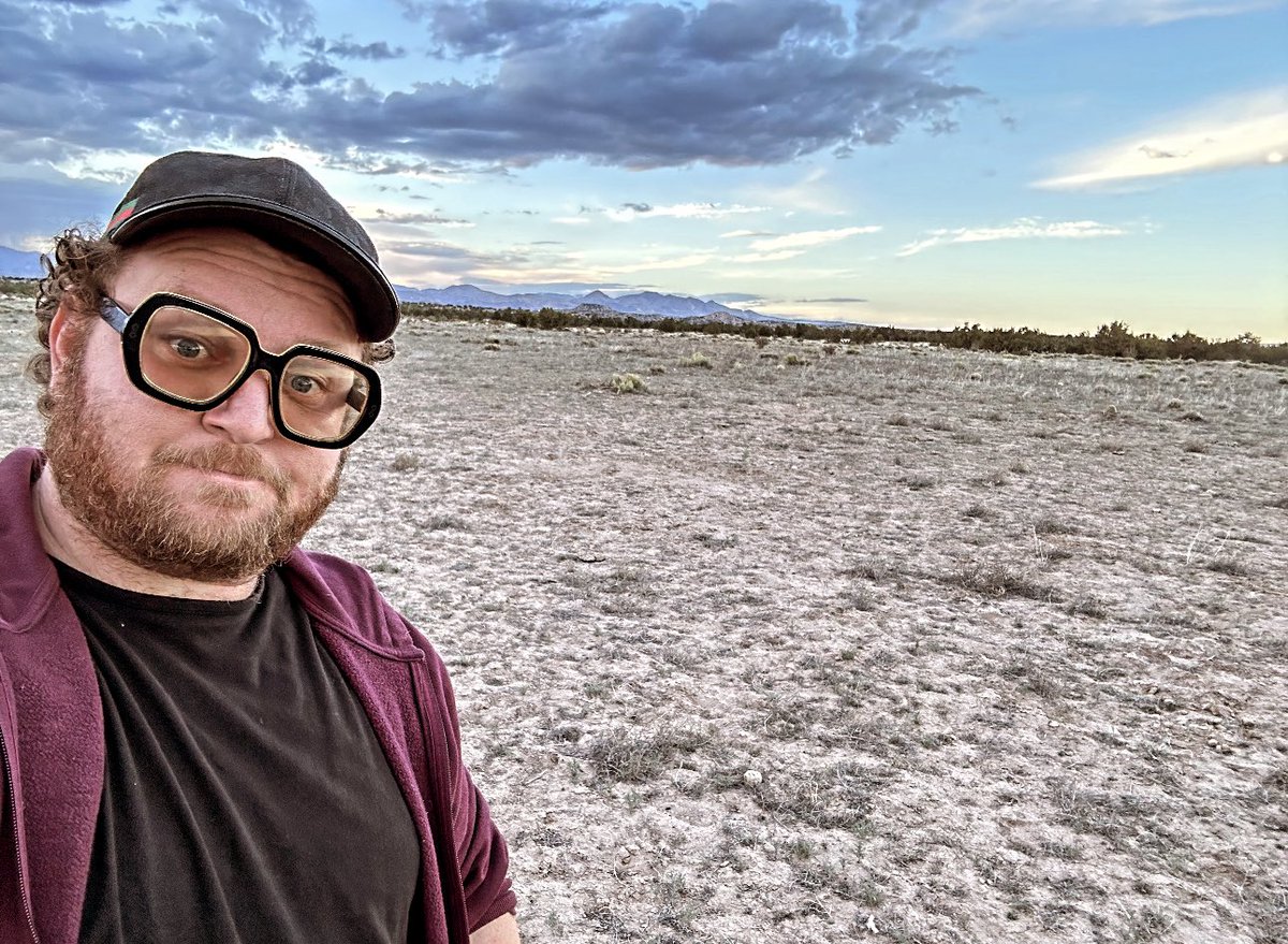 ActorToeKnee's tweet photo. Great time shooting a new #netflix show in #newmexico! https://t.co/9E9g2geFLX