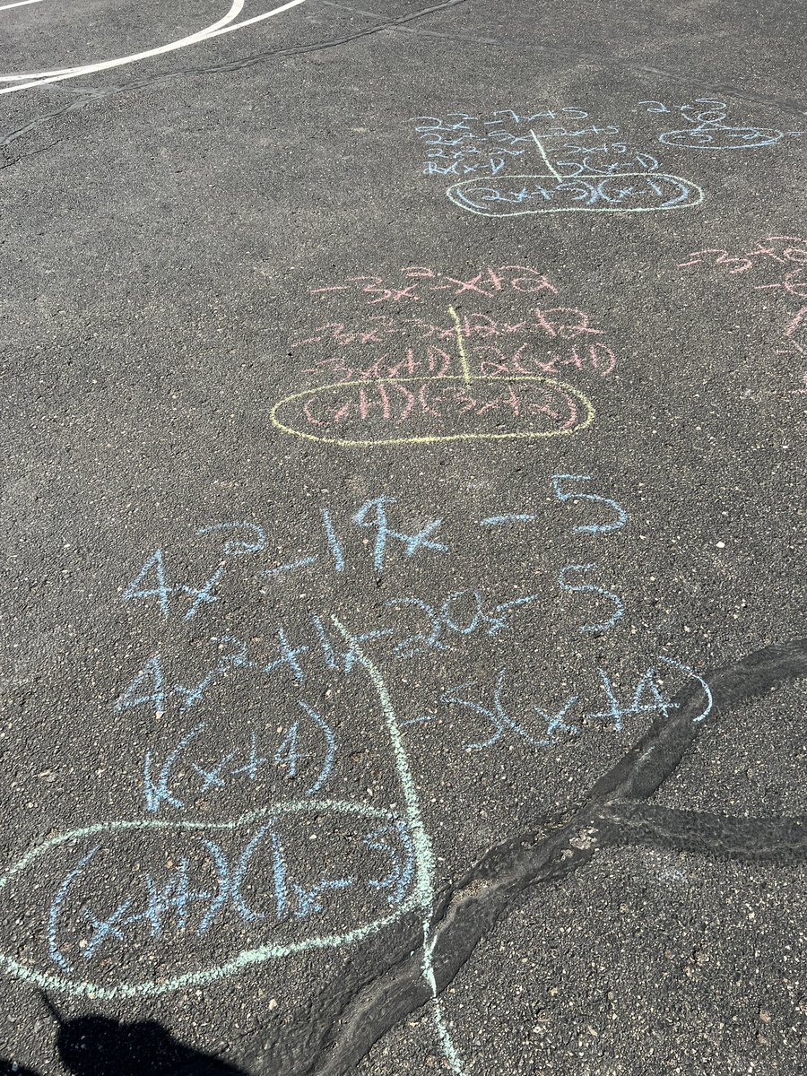 EllisBenjaminP's tweet image. Factoring quadratics in the sun. Overheard a student - “I got 4 done that I didn’t know how to do before class today.”
#OCSRocks #changeofscenery
