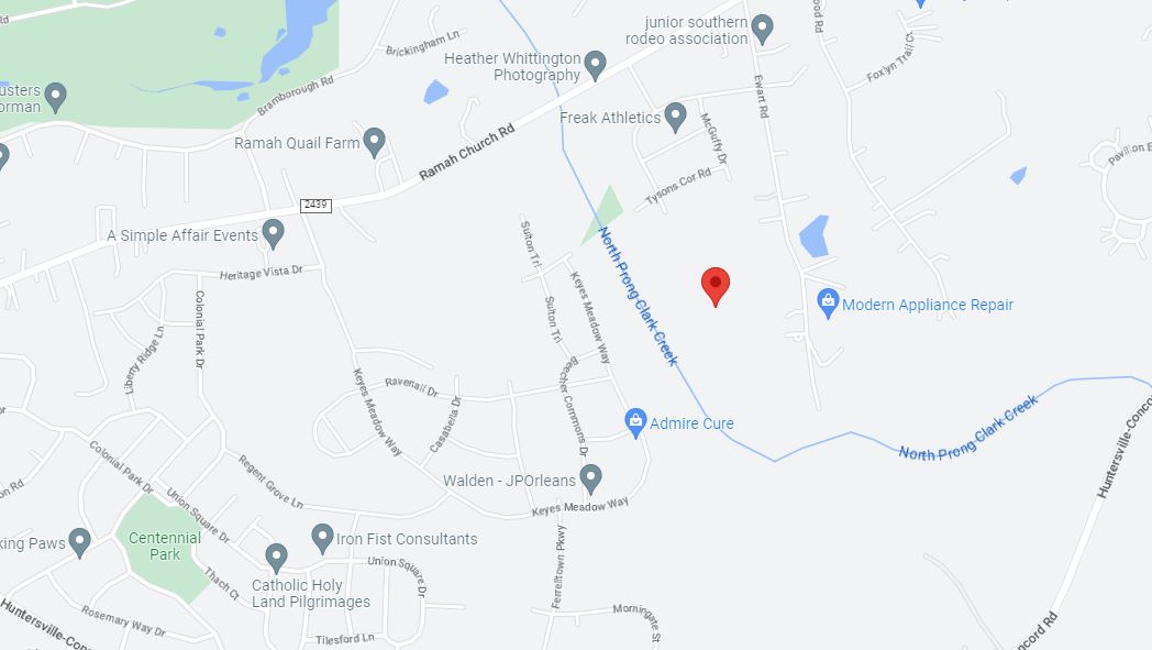 Huntersville_FD's tweet photo. Tomorrow morning (April 15th) we will conduct live fire training at a donated structure at 15315 Ewart Road.
Training begins at 8am, residents can expect to see smoke, fire and fire apparatus in the area all morning.
#FDtraining #NoEmergency #LiveBurn #TrainingOnly https://t.co/u8zgXbtZC5