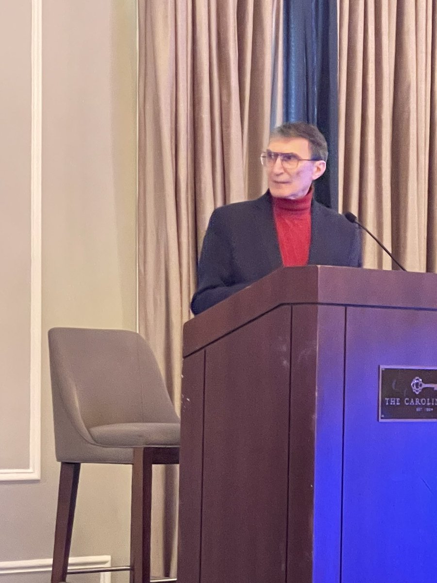 rbryanbell's tweet photo. Inspirational #AACMFS keynote from Dr. Aziz Sancar, 2015 @NobelPrize laureate for seminal work on DNA repair: presents recent work on EdU, which may trigger a runaway process of DNA repair that is eventually fatal to affected cells. Intriguing potential therapy for glioblastoma. https://t.co/olLPABLnH0