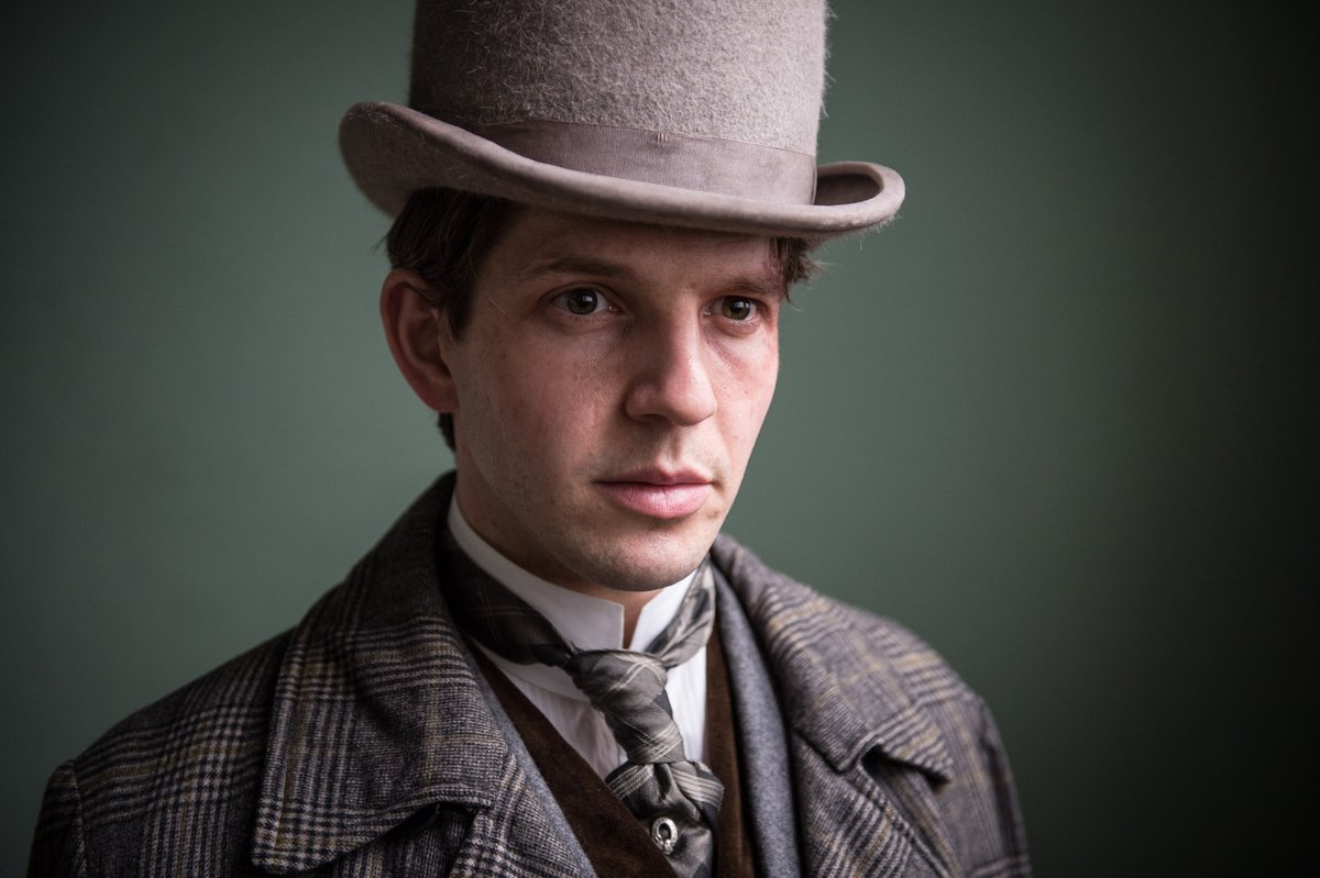 DMolonyForum's tweet image. Longing to know more about Damien's character in @TheGreatHulu &amp;amp; what his 18th C Russia costume will be! News of his casting brings to mind all his period roles &amp;amp; costumes from other eras...a couple below. What are your faves? 
#DamienMolony #BeingHuman #RipperStreet #TheGreat