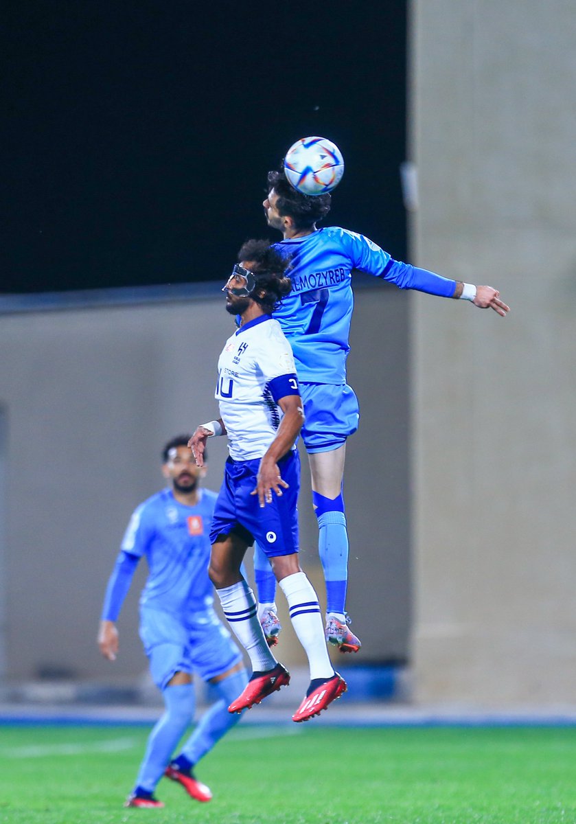 albatinclub's tweet photo. صور من المباراة [ د 92 ]

الباطن 1️⃣ - 0️⃣ الهلال 

⚽️ رينزو لوبيز 

#الباطن_الهلال https://t.co/KMrZM7GiNM