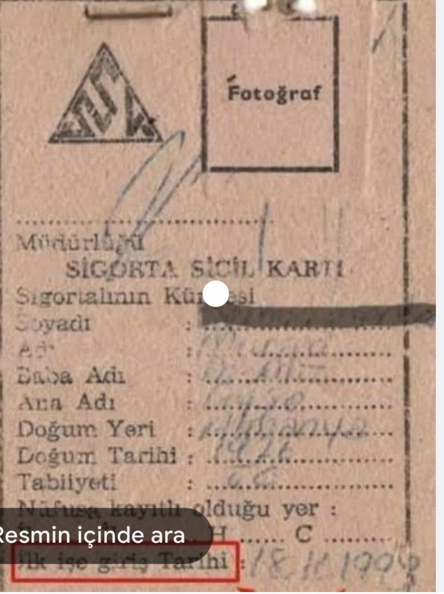 Bu ssk kartını,  alın bu SSK kartını sigortanız başladı diye verdiniz ve hiçbir işe yaramayan bu kartlarla kandırdınız çocuk yaştakileri