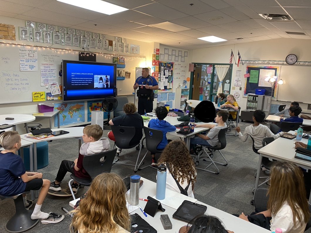 Rachel Perry tweet media