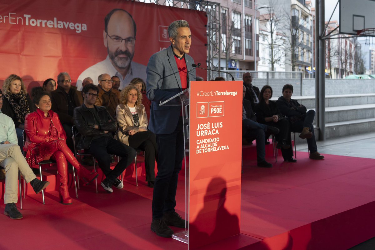 PSOECantabria's tweet photo. “#Cantabria y #Torrelavega trabajan para fortalecer los servicios públicos como son la sanidad, la educación y la dependencia. 

Lo que está en juego el #28M es el futuro de los ciudadanos de Cantabria y los modelos que tenemos que gestionar” 

@Pablo_Zuloaga 
#CantabriaSiempre🌹 https://t.co/yOV5owiTXM