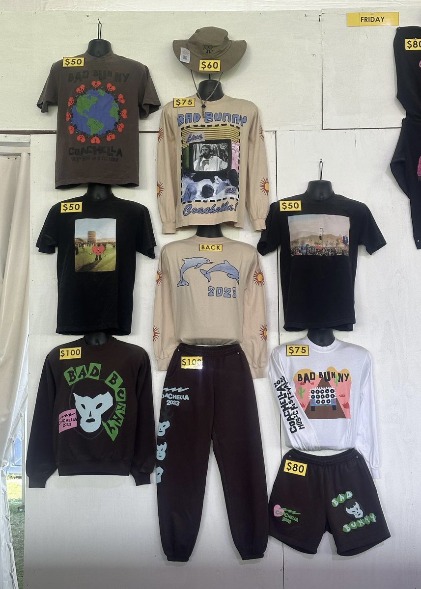 user778621's tweet photo. merch for bunny https://t.co/od934JG2gg