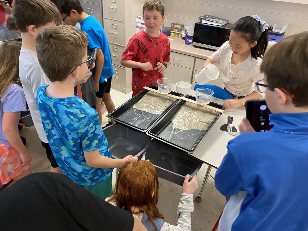 MrsChangGrove's tweet photo. This week, we investigated with stream tables and standard, slope, & flood conditions to see how they affect erosion, deposition, & forming canyons. ~Emma. #WeeklyStudentTweets #WeBelong220 @GroveAve220 https://t.co/JYRBnUhR2Q