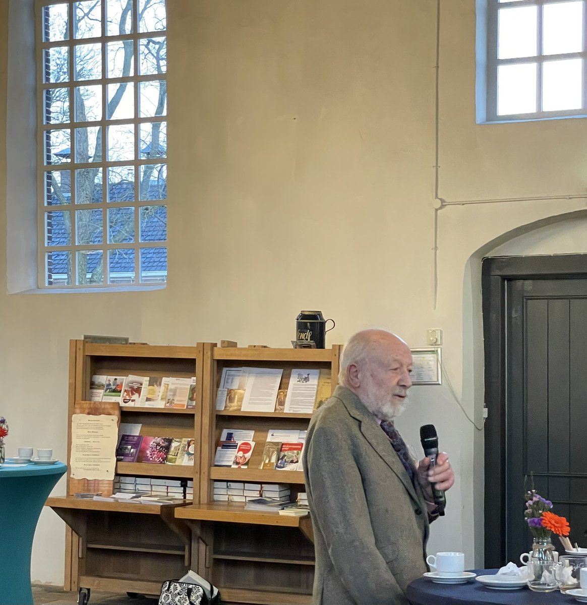 Samen met burgemeester <a href="/IngeNieuwenhuiz/">Inge Nieuwenhuizen</a> 
van @GemDeWolden bij start viering 200 jarig bestaan huidige kerkgebouw IJhorst <a href="/G_Staphorst/">Gemeente Staphorst</a> Eerste steen gelegd door J.A.G de Vos v Steenwijk. Één van zijn nazaten, Baron Goderd W. de Vos v Steenwijk hield een met humor doorspekt verhaal.