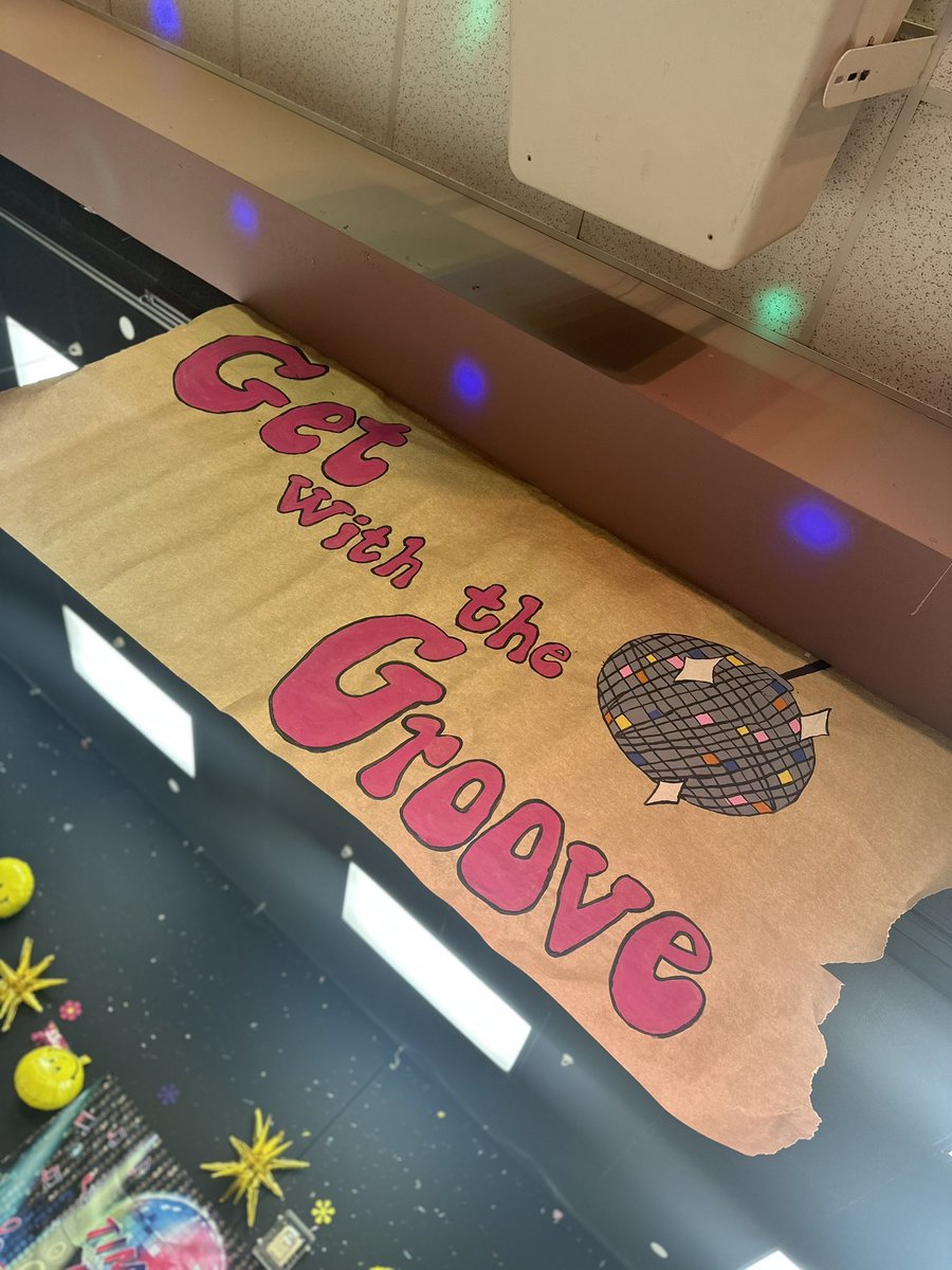 HannahGalloway_'s tweet photo. We had the time of our lives at our STAAR Pep Rally 🥳🪩 A huge shout out to our CHS Drum Line, Dancin’ Dolls, and Cheerleaders for joining us! @Barrow_CBISD https://t.co/RZm5OR6ncO
