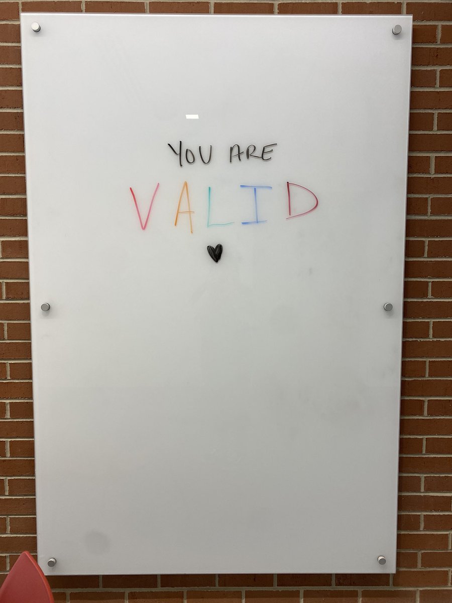 MsB_FCS's tweet photo. A little more love for Day of Silence in our #famcon hallway 🥰❤️ https://t.co/A7UiPI0xXj