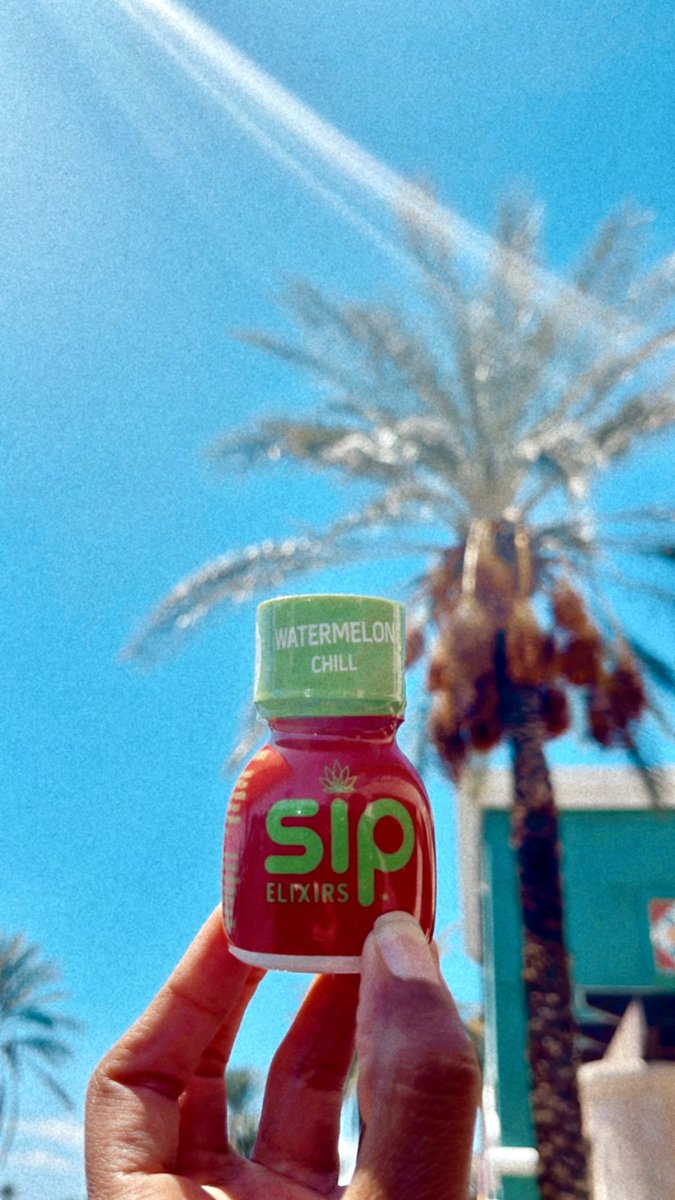 SaintMeauxzes's tweet photo. watermelon elixir @SipElixirs . 
97.1 thc 🧡 , start’n off my afternoon. https://t.co/S5tbhhUVHK