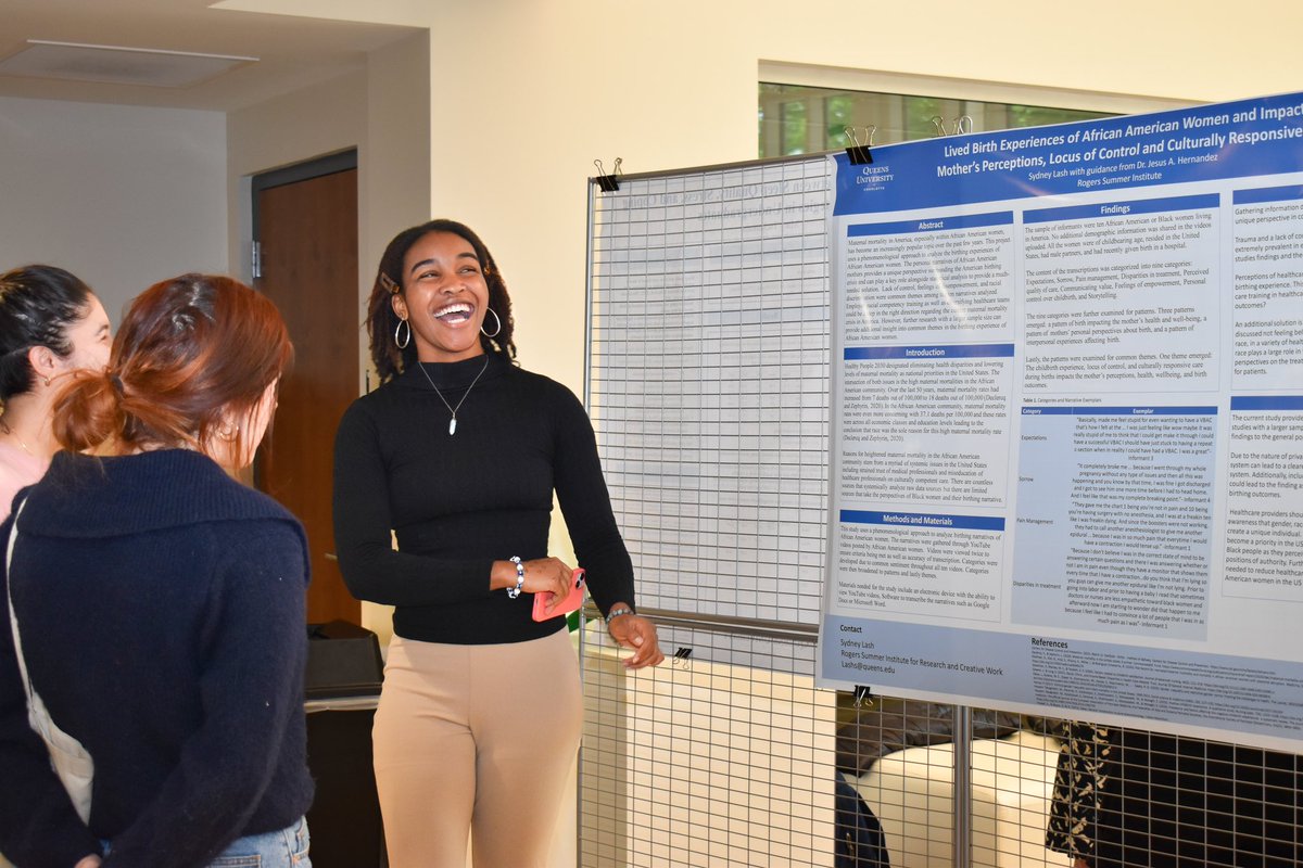 QueensUniv's tweet photo. At the intersection of research and creativity, #RoyalsRise.

Today at Marking Excellence, students presented about a variety of topics they have had the opportunity to explore throughout the school year. From research posters to art projects, here's a glimpse into the showcase! https://t.co/sLIarZElYI