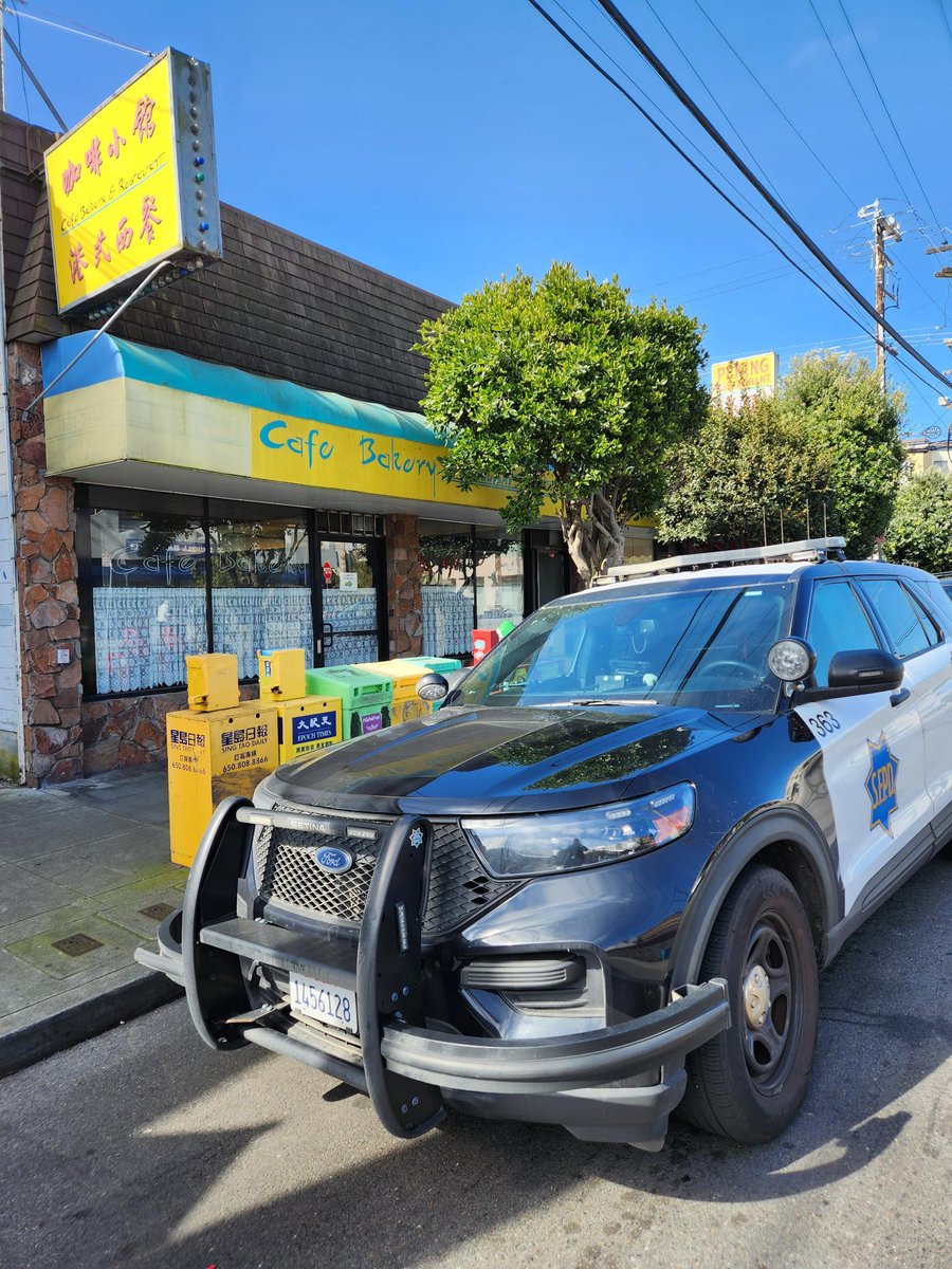 JoelEngardio's tweet photo. THIS is the crime we must stay focused on. Two businesses hit in the Sunset last night. Thanks SFPD for a prompt response. Kit Lam from my staff was on scene speaking Cantonese with the owners. Cash stolen and cultural decorations smashed. This is why residents feel unsafe. 1/4 https://t.co/aSbiUhL2Xl