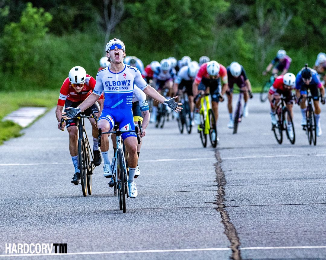 elbowzracing's tweet image. Gabe Porterfield with the WIN in yesterday's @DrivewaySeries P123 race!

📸 @HardcorvTM

#elbowzracing #iamspecialized #hyperthreads