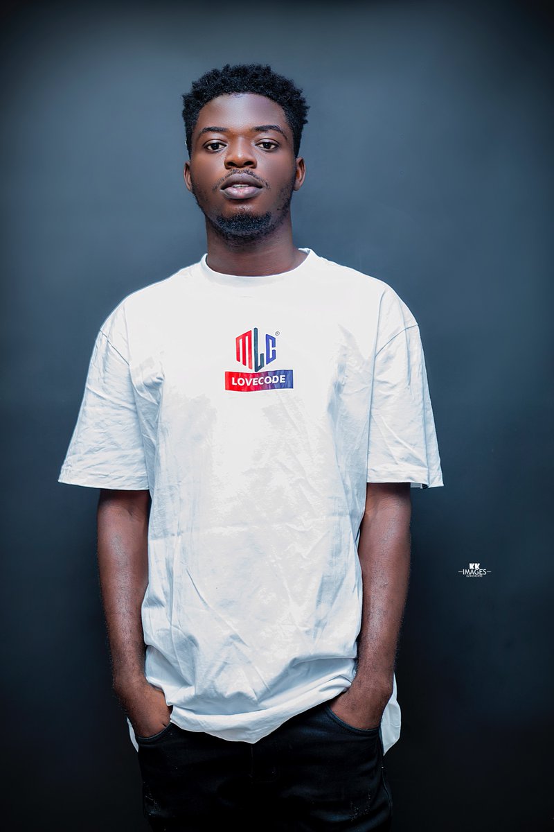 Mighty_lovecode's tweet image. Order Now 
~~~~~~~~~~~~~~~~~~~~~~
Brand - @mightylovecode
Design Name - The ML RIGID 
Contact - +233543365912 
~~~~~~~~~~~~~~~~~~~~~~