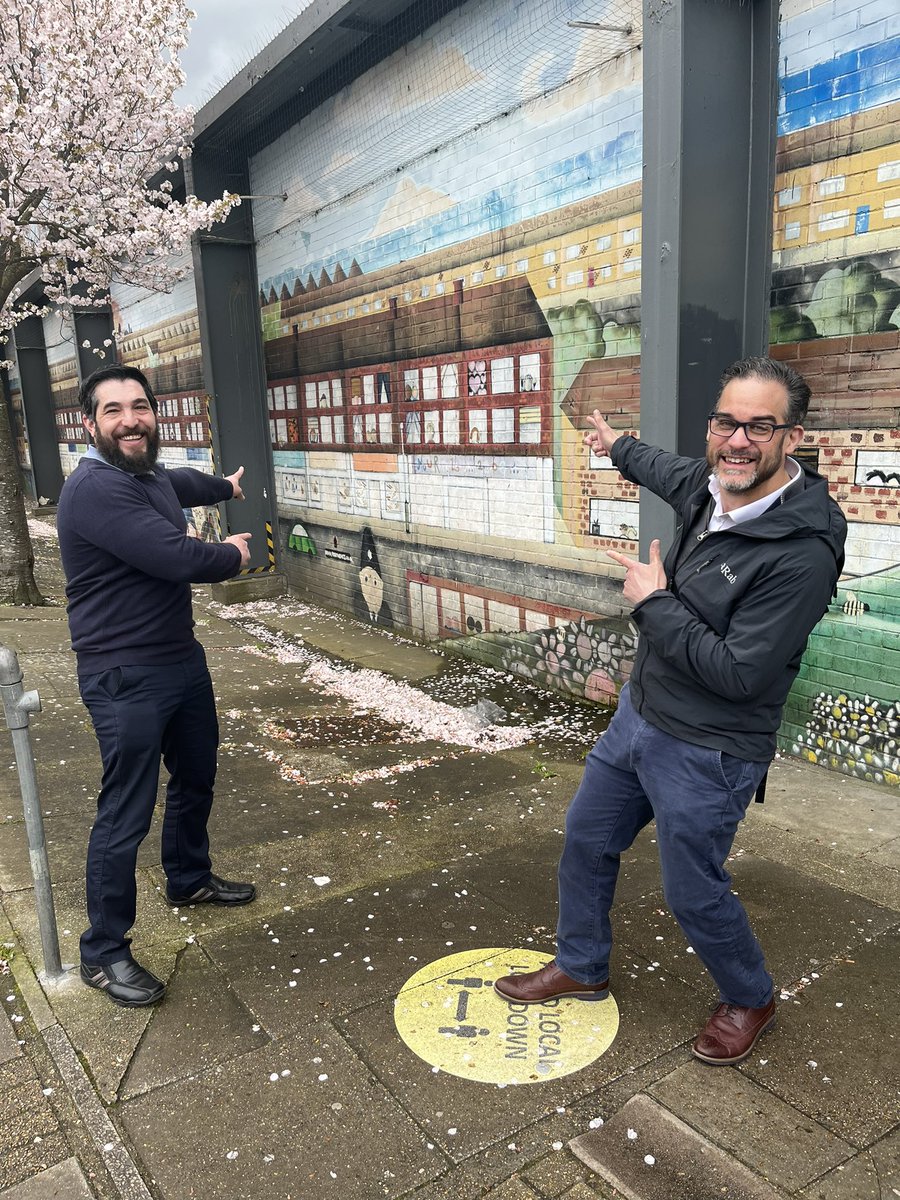 Jonb147's tweet image. Enjoyed today’s visit in the South with @Markshadwell and Matt Young.  Loving the community wall mural at Mottingham!