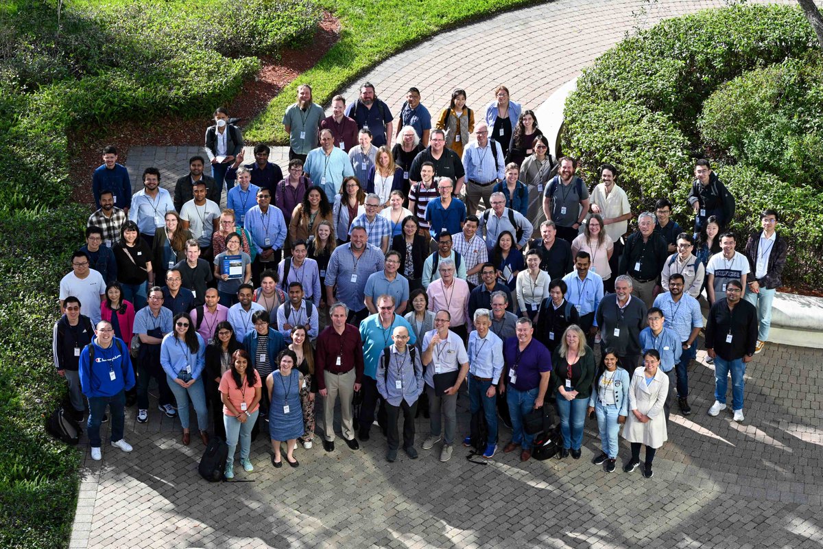 Midwest AViDD Center's Investigators Gather in Florida to Advance Antiviral Drug Discovery Research midwestavidd.umn.edu/midwest-avidd-… @UFScripps @UMN_ID