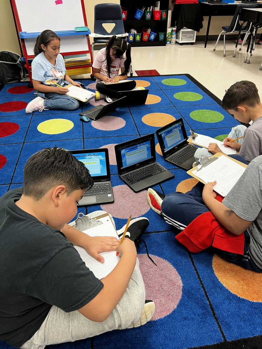 MrsNHdz's tweet photo. Who said STAAR review isn’t fun and exciting! Third graders had a lot of fun trying to “Escape the Room”! Amazing job, @18roxsal! #PearlHallPride #PISDMathChat @PearlHallES https://t.co/XsLuHrOXS7