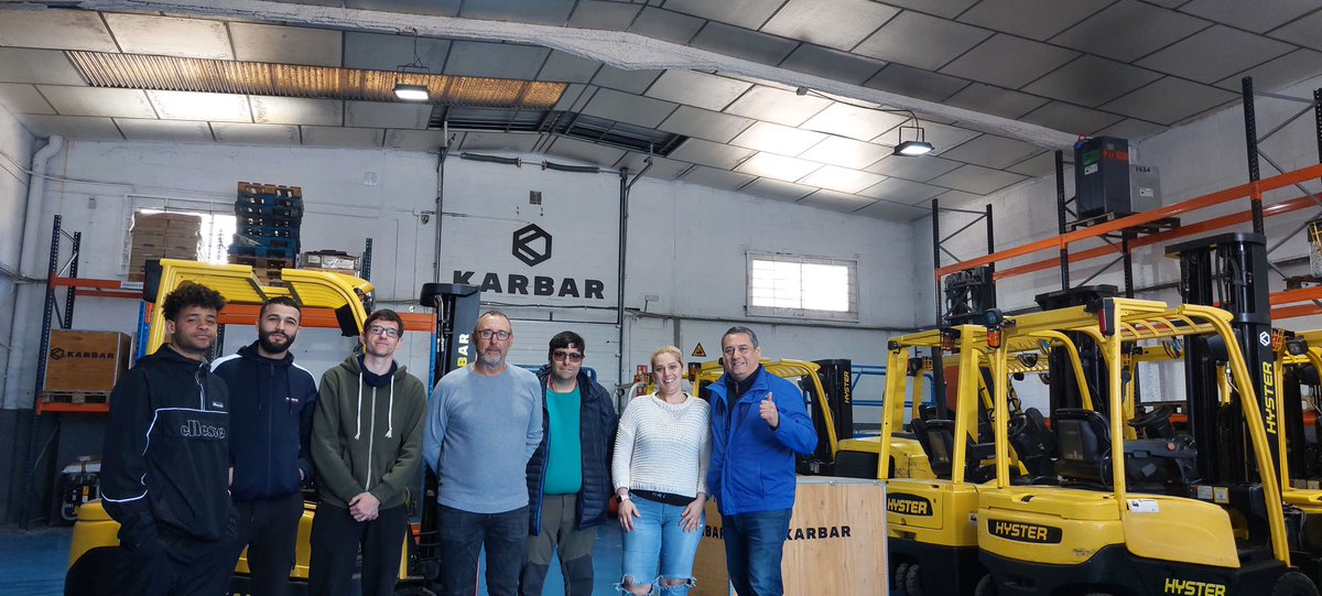 Últims dies del curs d’operari de producció amb la formació de carretoner a @karbar_carretillas
