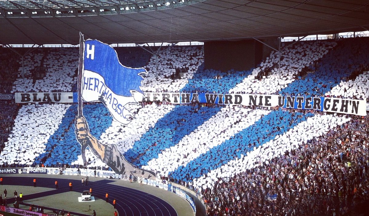 alorenza's tweet photo. Und ich mache jetzt nen langen Nachtspaziergang durch K-lautern. 

Im Hertha-Hoodie.

Weil mein Verein 1892-mal mehr ist als seine 1. Mannschaft! Weil Hertha BSC nie untergehen wird! Egal, welche Liga! Egal, welche Lage!

💙🤍 wird es immer sein!

#hahohe #HerthaBSC #WirHerthaner https://t.co/lepfOYr0te