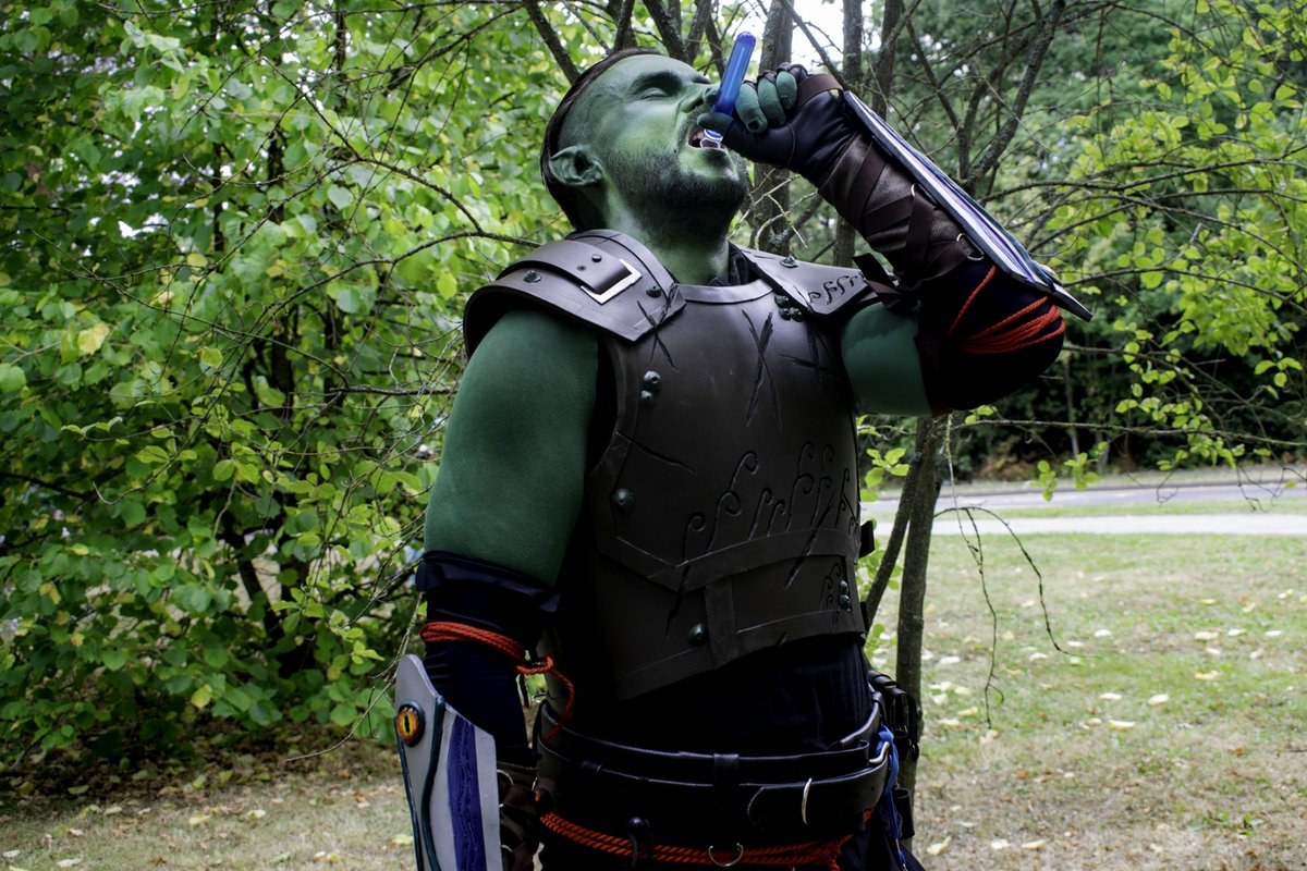BiscuitCosplay's tweet photo. Sometimes you just gotta down a potion.

Fjord cosplayed by the fantastic Brotherwar_cosplay on IG

#CriticalRoleCosplay #criticalrole #MightNein #MightNeinCosplay #Fjord #FjordStone #FjordCosplay #CriticalRoleCampaign2 #critter #Cosplay #cosplayer https://t.co/kU8twFYn3r