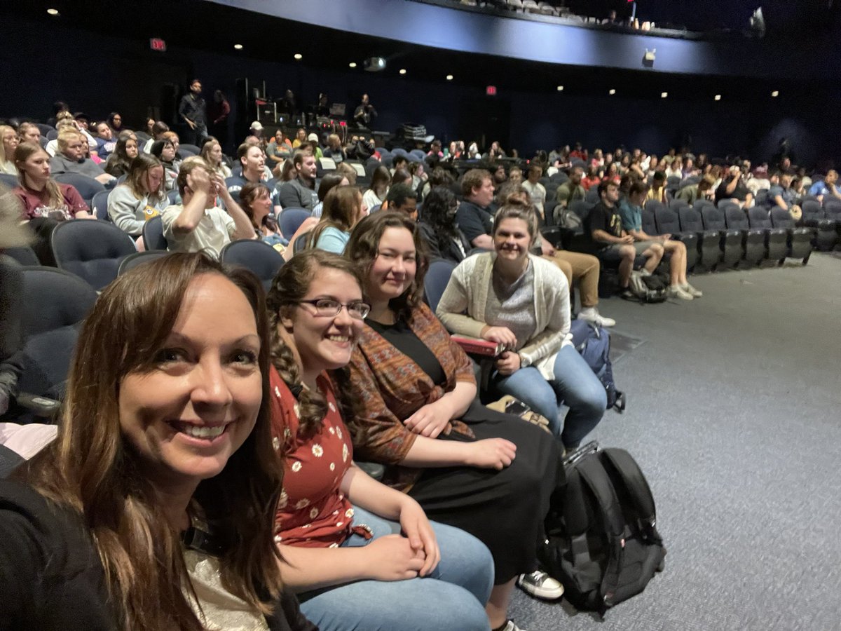 leah20usa's tweet photo. Speaking at Sterling College Chapel in Kansas this morning : Live Your Passion, Love Other People, Lead with Purpose. The Gold Standard. https://t.co/6CqyRqb4S6