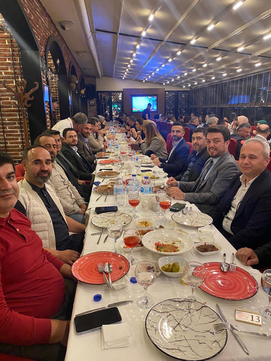 MUSIADAlanya's tweet photo. 2023 yılı Ramazan etkinliklerimiz kapsamında üyelerimiz ve kıymetli eşlerinin katılımı ile iftar programımızı gerçekleştirdik. Hayırlara vesile olması dileğiyle..
@DurusoyMustafa https://t.co/rtVyZ68foL