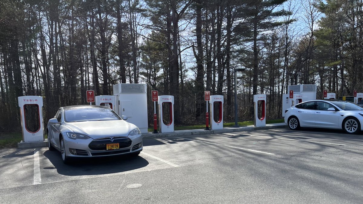 PlugInSites on Twitter "East Templeton, MA Tesla Supercharger. Good