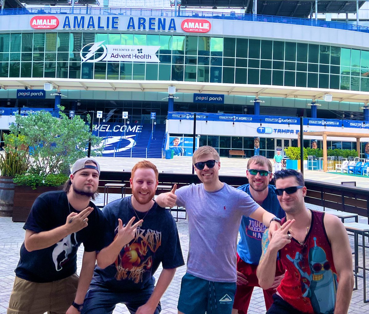 Luc // HiddenXperia tweet media