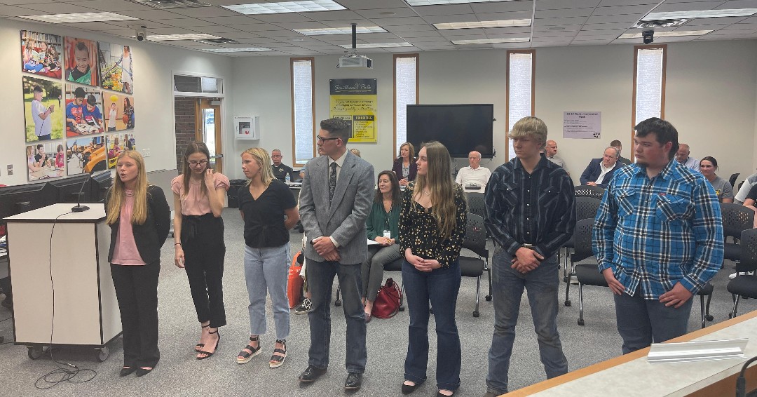 SEPSchools's tweet photo. WOW-At last night's Board Meeting, the @SEPolkFFA Agricultural Issues Team, which consists of SEP juniors &amp; seniors, presented their skit that won Regionals &amp; qualified them for State competition.  They impressively performed a real-life Iowa agricultural  issue. Good luck!#1SEP https://t.co/hamZ9Or55D