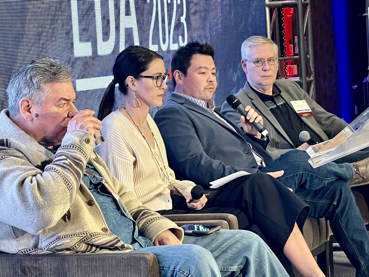 CandoEDO's tweet photo. Presenting @FNMuniCEDI Program partnership Dene Tha’ and Town of High level at @edaalberta #EDAXperience2023 
  @CandoEDO @FCM_online https://t.co/WXN3pdz01g