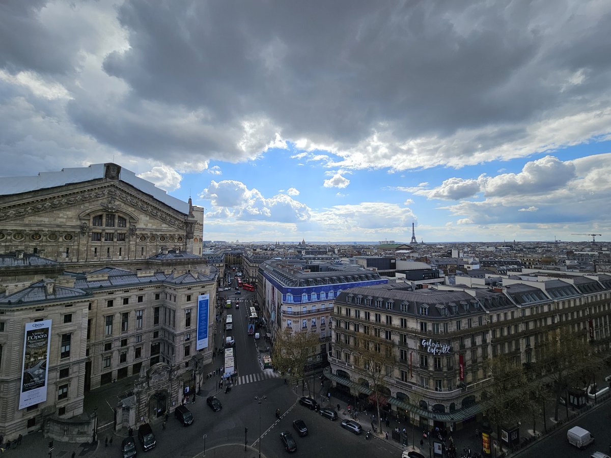md_vit's tweet photo. #Paris
#Viajando https://t.co/I8YIrKk3pc