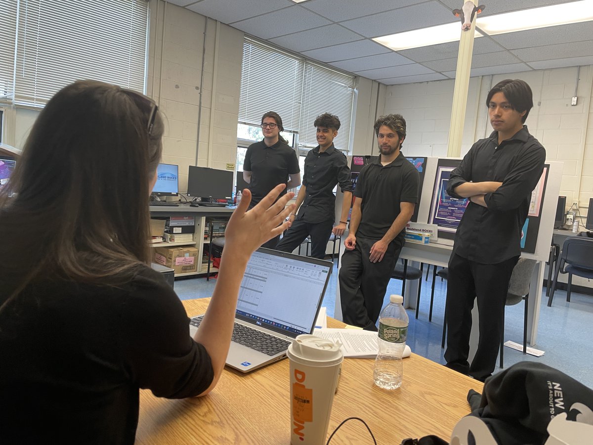 rocklandboces's tweet image. Our #RocklandBOCES Culinary Arts team is gearing up for the National ProStart Invitational, fine tuning the details of their gaming lounge concept and strengthening presentation skills. Today they met w/@NRAEF Coordinator Liz Soscia to learn valuable tips for success. #CTEProud
