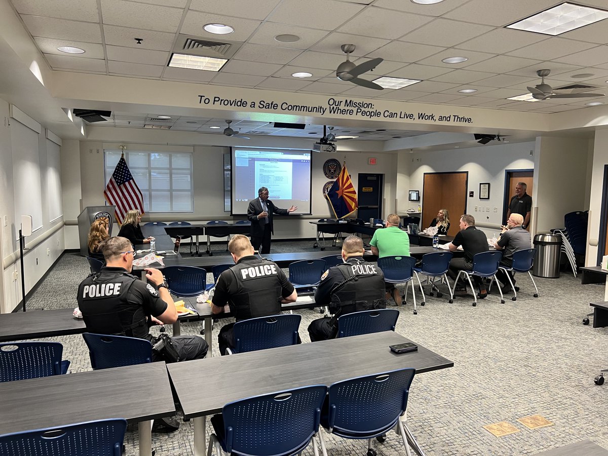 At our monthly meeting yesterday, we welcomed Councilmember @janeposton and Vice Mayor @mattforchandler to speak about their support for #publicsafety .
Communicating with our members and City Council keeps Chandler safe and furthers our mission to support our amazing officers!