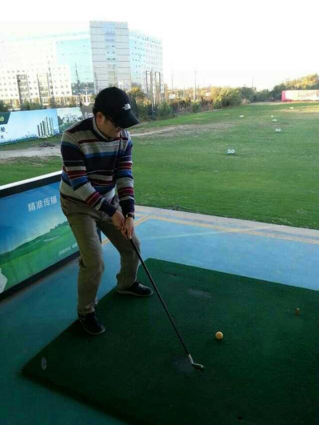 dsfdsf53370679's tweet photo. 15年球卡 没少充 那个时候把冲球卡的钱 囤大饼 哎@zhang_bj_ 现在想想那个钱 https://t.co/GFznAYhF4j