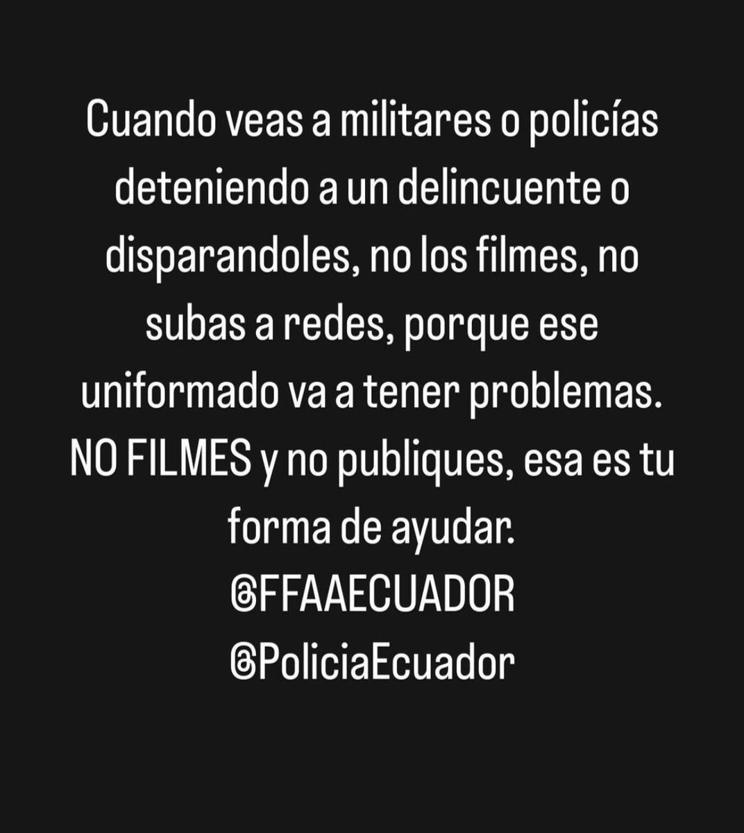 LuchoNoboaYcaza's tweet photo. Para combatir la delincuencia debemos todos de participar y seguir los pedidos de la @PoliciaEcuador y @FFAAECUADOR https://t.co/huwc2FAYXC
