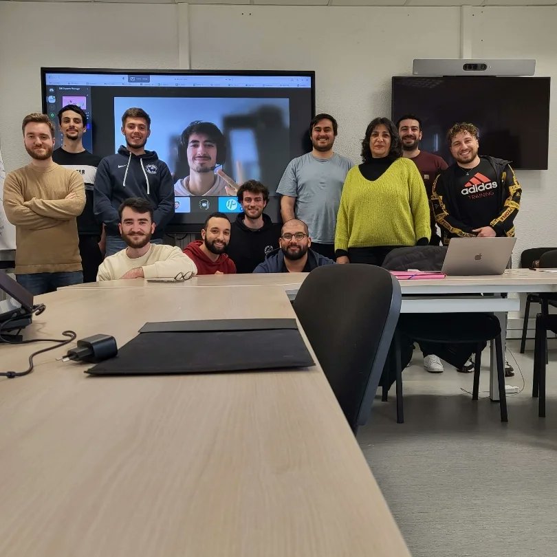 NOVE Perform tweet media